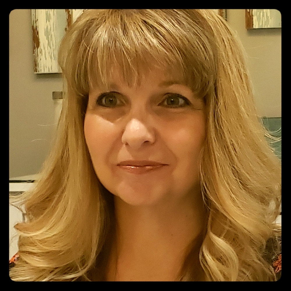 Meet your Posher, Annette